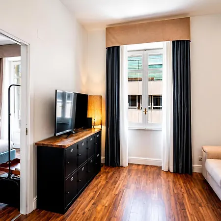 Wake Up In Center 4 Guests B&B 4*